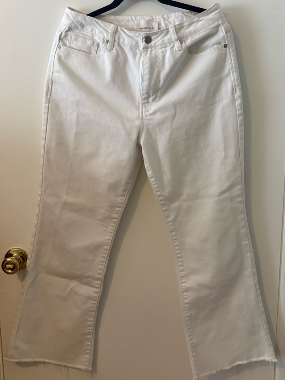 Habitual Off-White High-Rise Straight-Leg Jeans